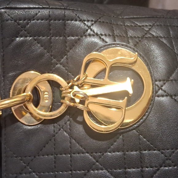 Dior Black Quilted Handbag - Picture 14 of 16